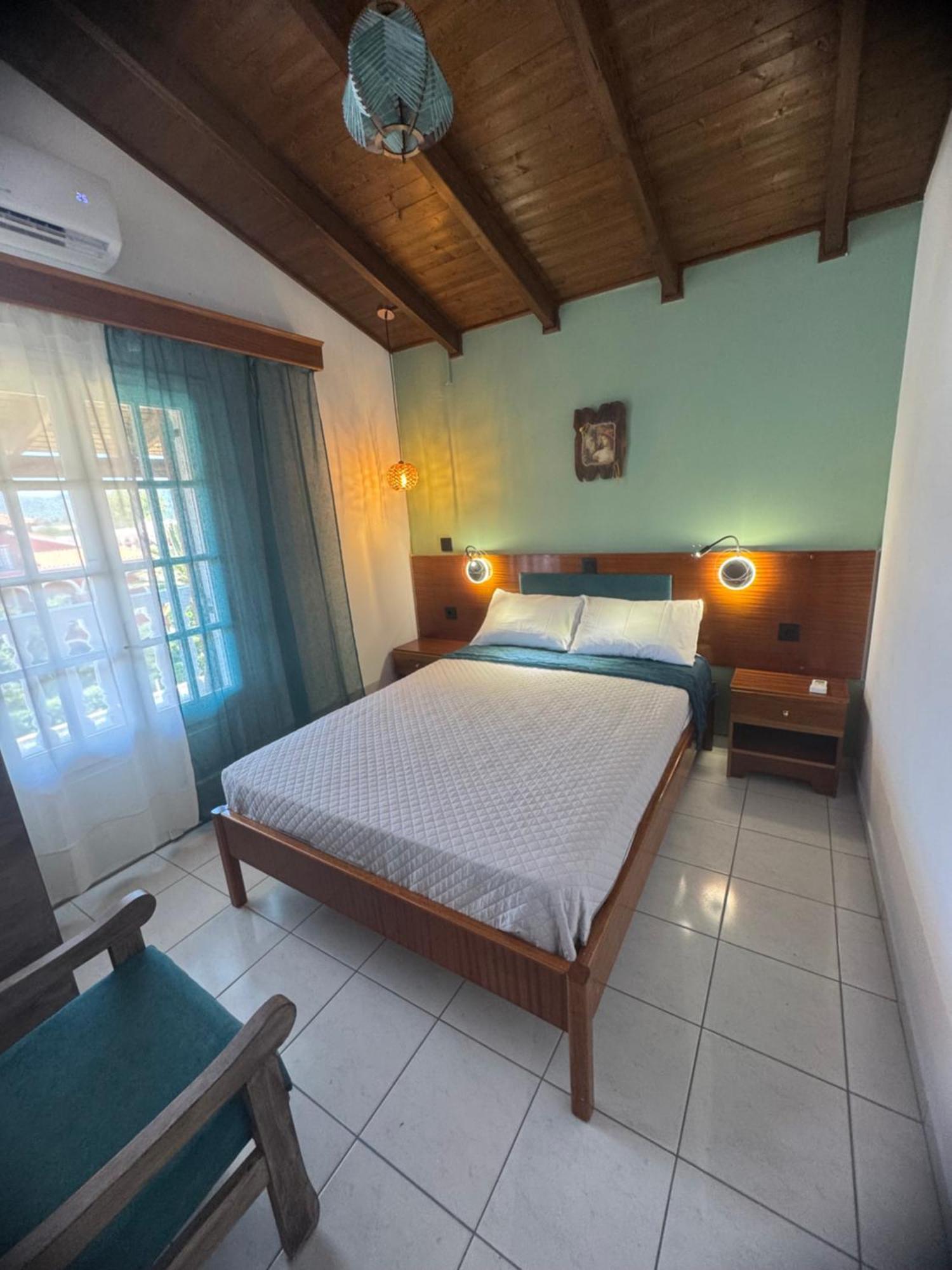 Dionysos Aparthotel Laganas